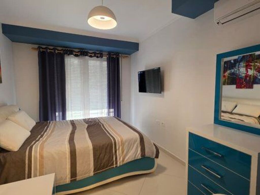 Qera, Duplex 3+1+3, Kodra e Diellit 1, Tiranë.