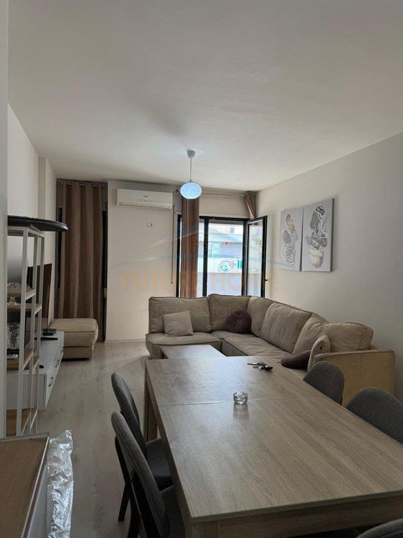 Qira, Apartament 2+1, Rruga Panorama, Tiranë.