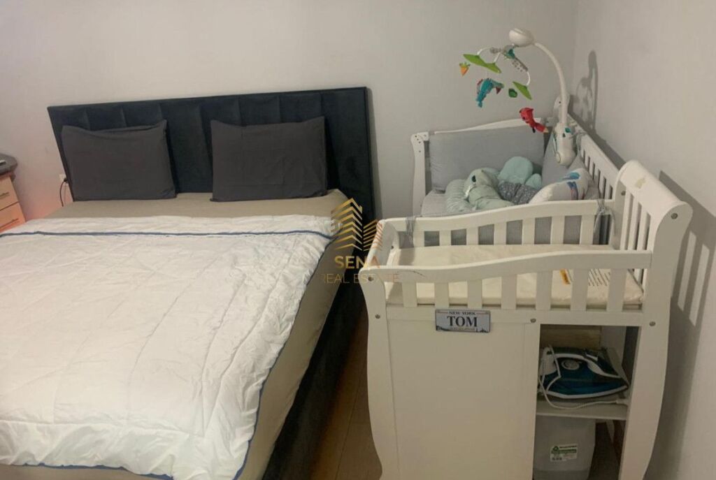 Shitet, Apartament 2+1+D+Blk, Stacioni i Trenit, 16.500.000 Leke