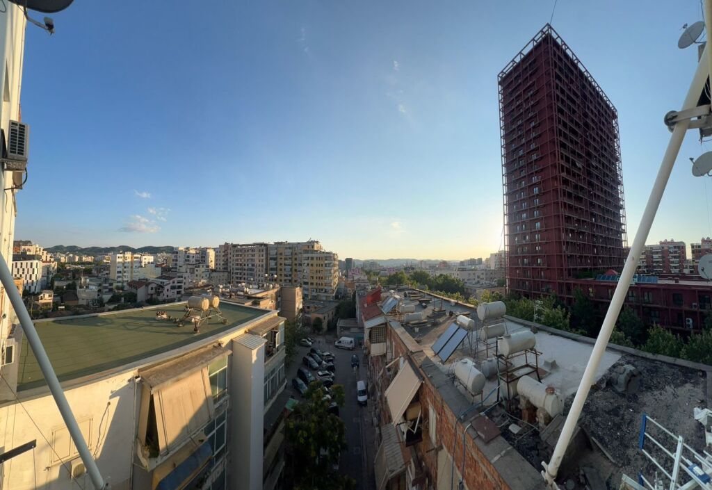 JEPET ME QIRA APARTAMENT 2+1 – TE SPITALI GJERMAN (Rtuga e Kavajes)