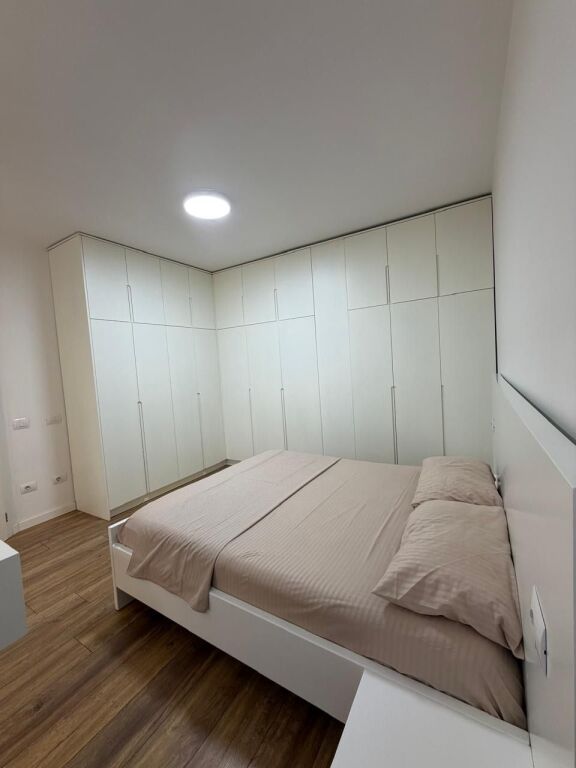 Appartamento 2+1 in affitto ad Astir in un palazzo vicino alla rotatoria.
