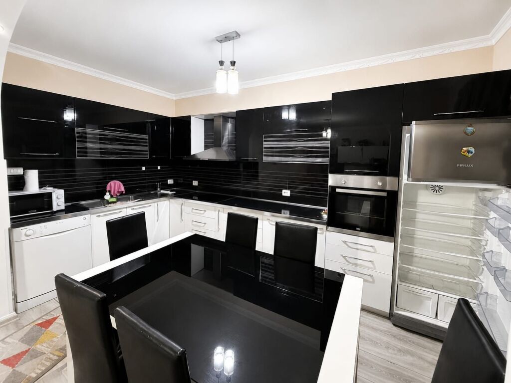 Apartament 2+1 me qera Ali Demi