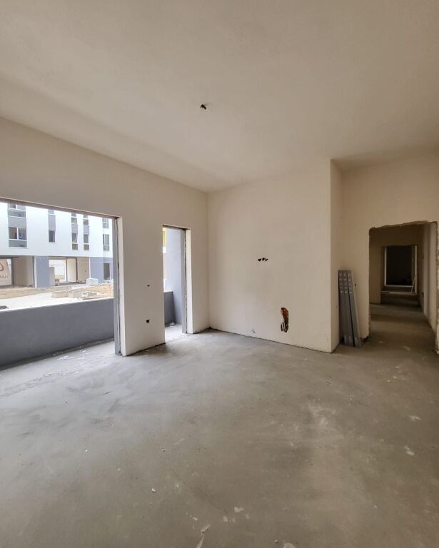 SHITET APARTAMENT 2+1 + POST PARKIMI – UNIVERS CITY 📍