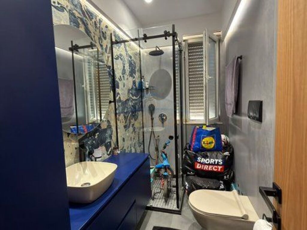 In vendita, Appartamento 2+1+2+ Posto Auto, G&amp;P Residence, Selite, Tirana