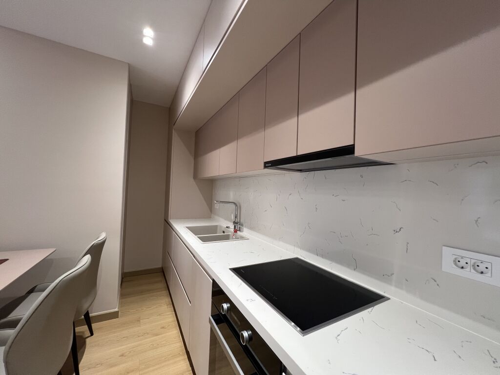 Apartment 2+1+parking for rent Zogu i Zi