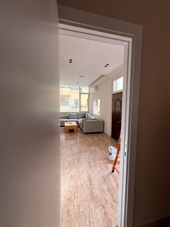 Rent | Apartament 1 + 1+1 +Verande | Rruga Kodra e Diellit | 500 €/month