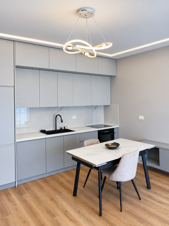 🏡 JEPET ME QIRA – APARTAMENT MODERN 1+1, 60 m²