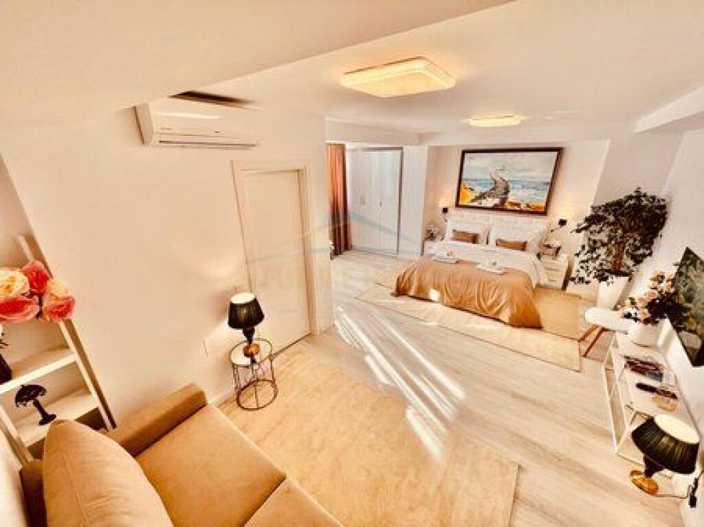 Shitet, Apartament 1+1, Blloku
