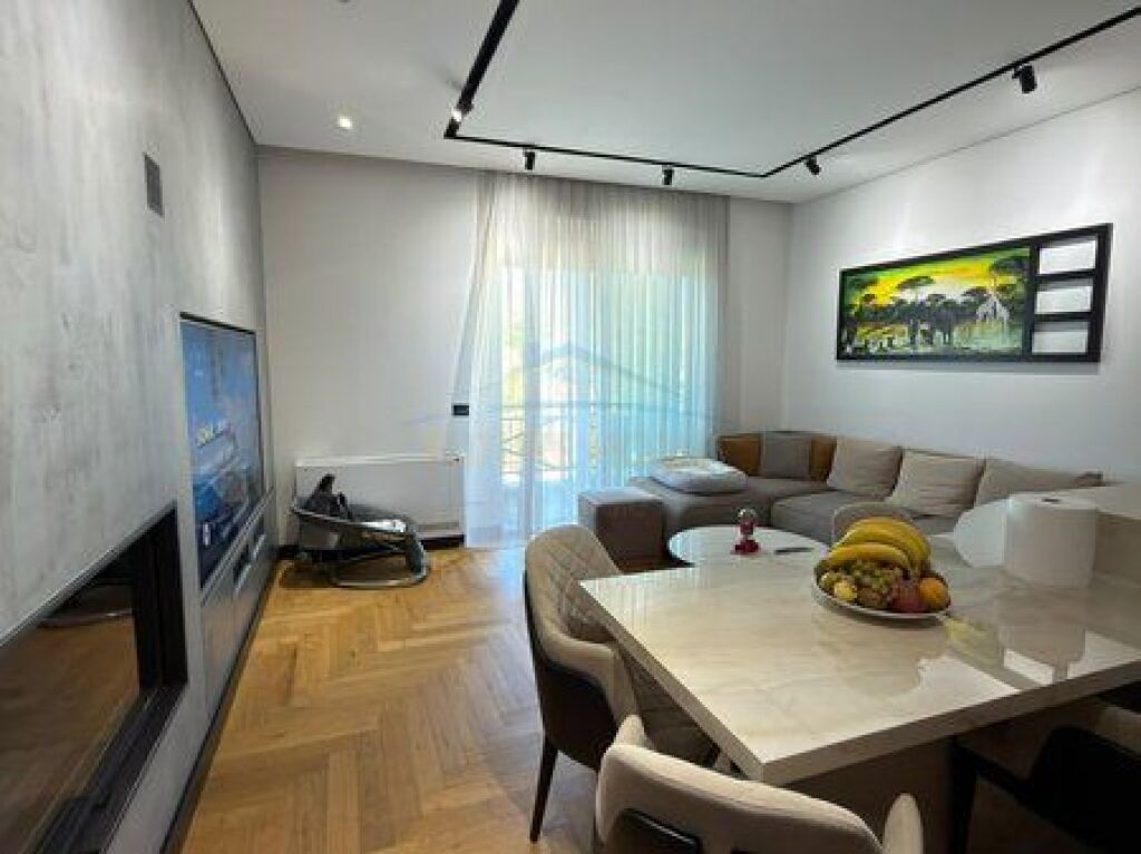 In vendita, Appartamento 2+1+2+ Posto Auto, G&amp;P Residence, Selite, Tirana