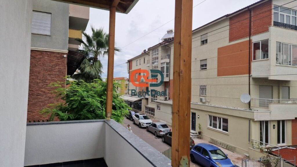 Cmim Okazion !! Tek Liqeni I Thate, Shitet Super Apartament 2+1, Me Planimetri Dhe Vendndodhje Perfekte !!