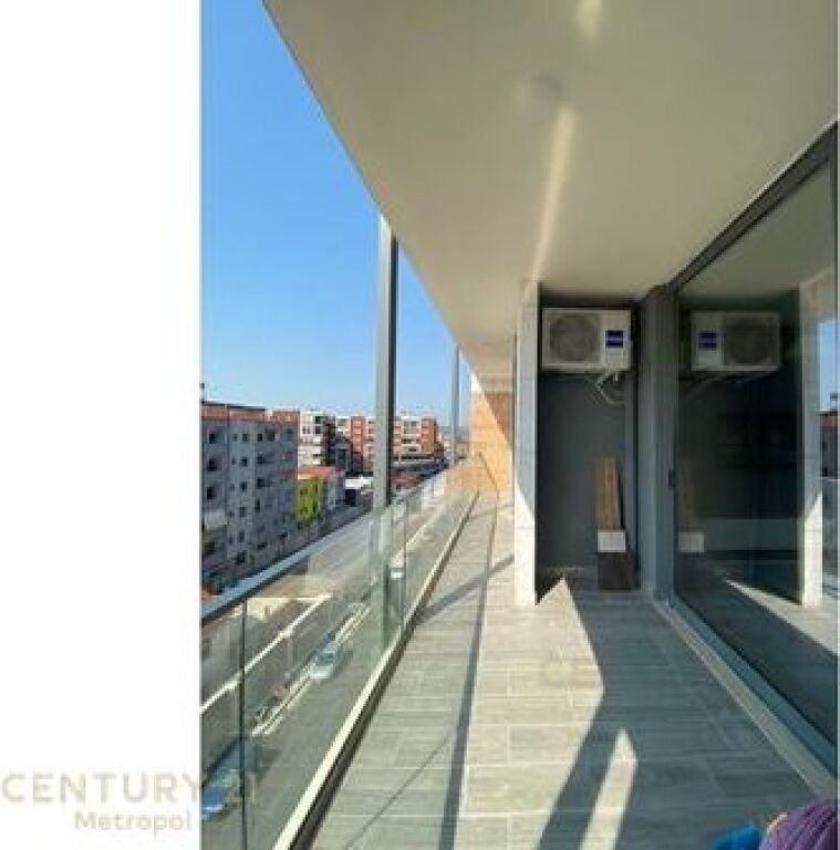 Japim me qira apartament 2+1+2 te Fiori Di Bosco!