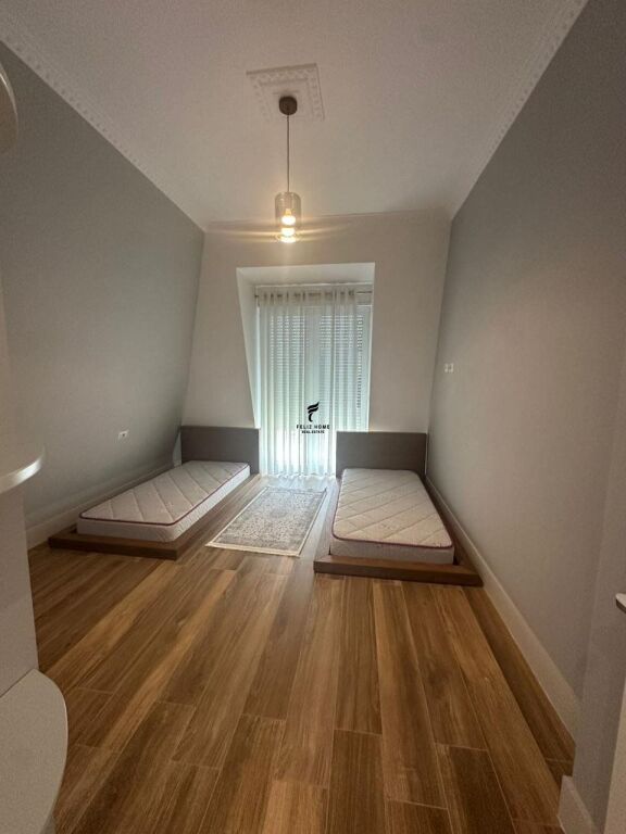 APARTAMENT ME QERA 2+1+2 TEG 190.000 LEKE FH-95158