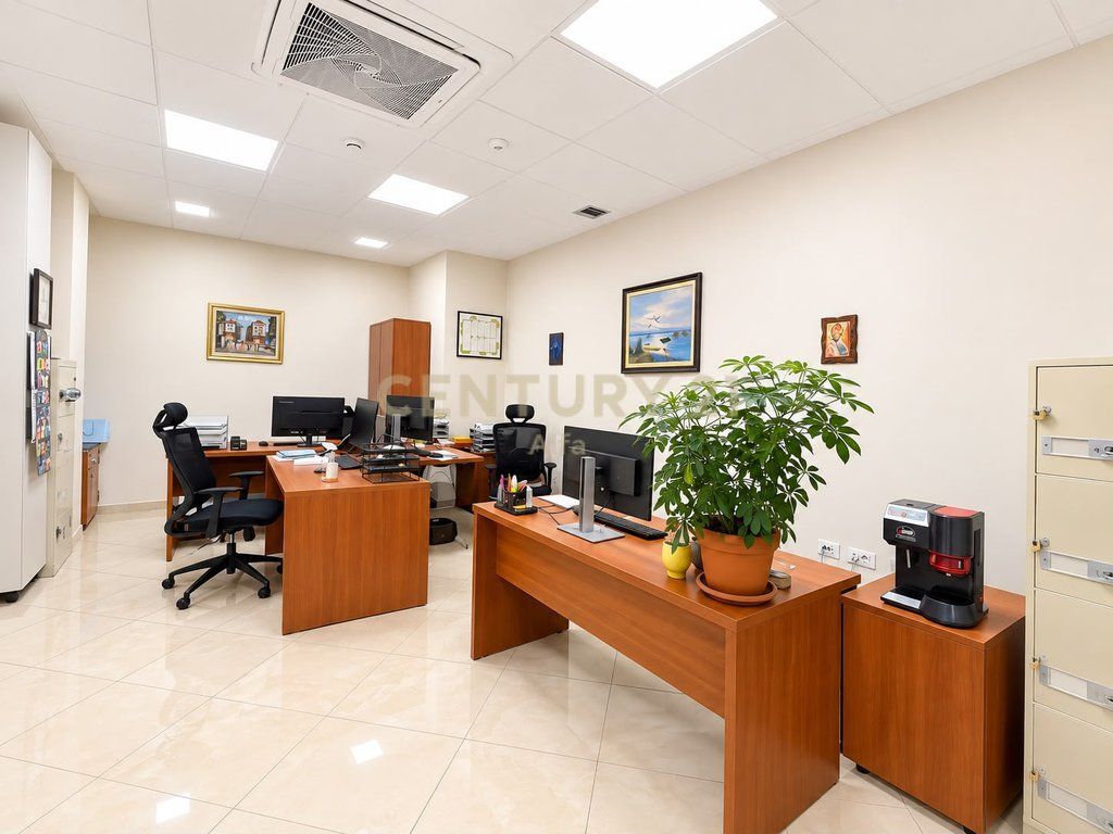 Njesi sherbimi Premium për Shitje – 898 m² Hapësira të Shfrytëzueshme + 6 Garazhe | Investim Institucional