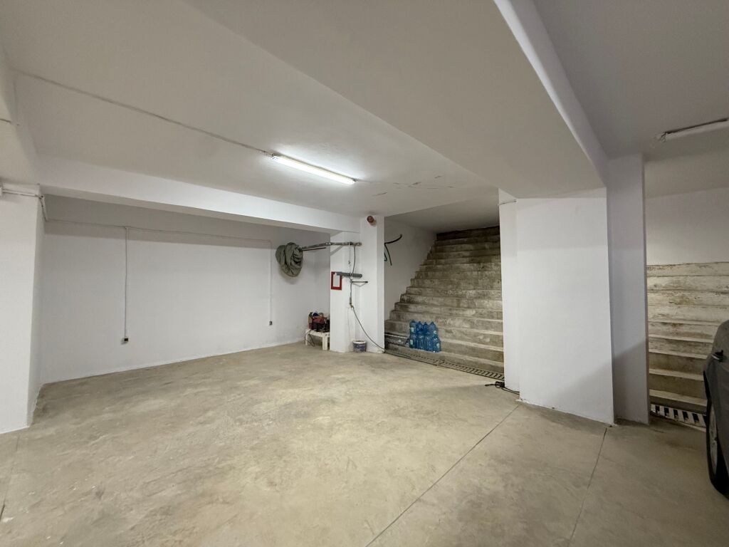 Basement for sale, 262m2, Near 21 Dhjetori, Tirana