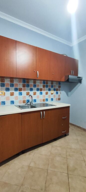 In vendita, Appartamento 1+1, Fresk, Tirana