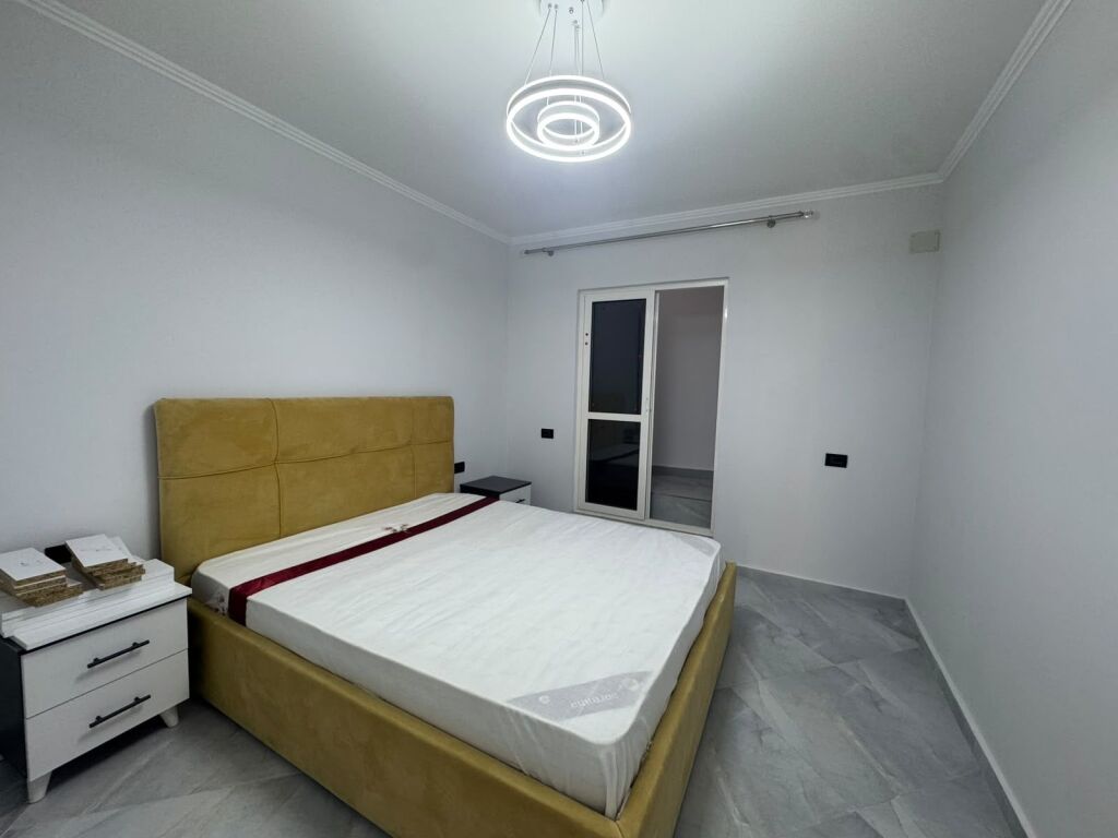 Jepet me qira 1+1 55.000 leke Bryli