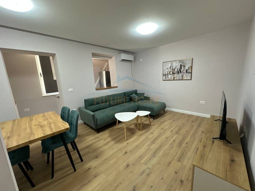 For sale, Apartment 1+1, Ali Demi, 1 May School, Tirana