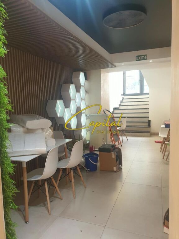 SHITET BIZNES 90 M2 RRUGA E DURRESIT 30.000 EURO