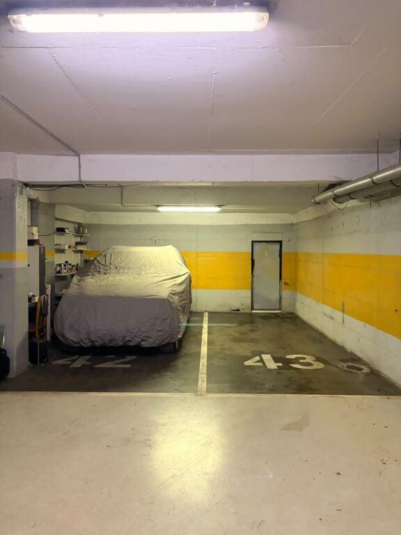 apartment 2+1+2 parking spaces for rent at Dibres Street