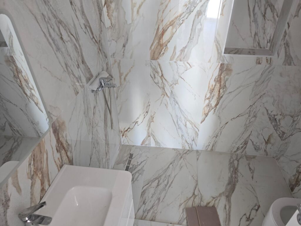 Office For Rent 2+1 Near the Paris Municipality (ID BZ21059) Tirana