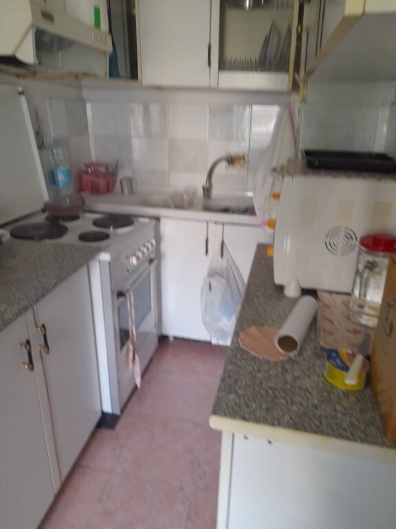 Shitet Apartamenti 1+1 në Qendër të Vlorës