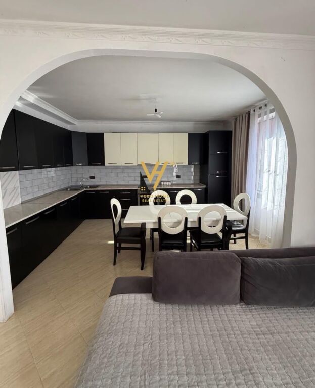 APPARTAMENTO 2+1+BLK IN AFFITTO A VASIL SHANTO 70.000 LEKE