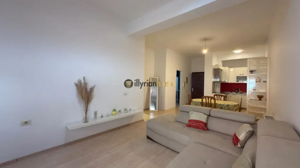 APARTMENT 2+1 FOR RENT | PETI STREET | LARGE LIVING ROOM &amp; OPTIONAL PARKING
