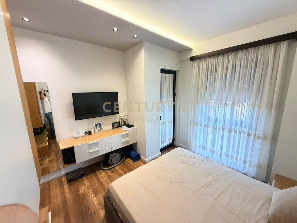 🏡 Appartamento Moderno in Vendita a Myslym Shyri – Posizione Premium nel Cuore di Tirana