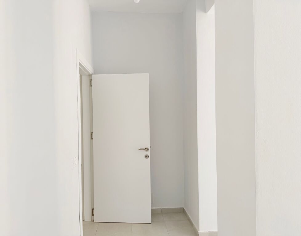 OKAZION!Shitet apartament 1+1 +verandë në Rezidencën "Kodra e Diellit"- Gjimnazi British