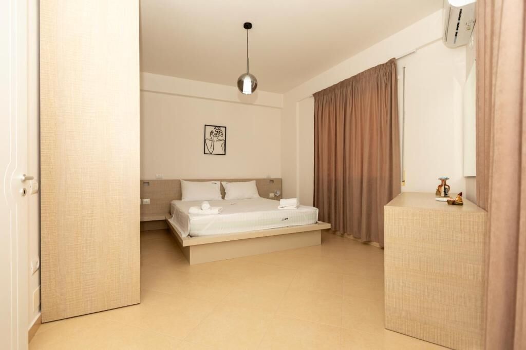 In affitto, appartamento 3+1, con vista panoramica nella città di Vlora.