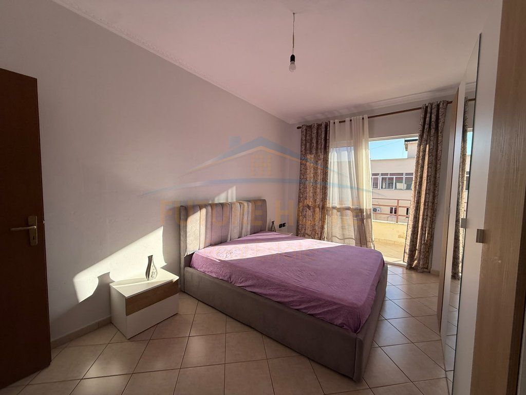 Shitet, Apartament 2+1+2, Unaza e Re PRO73540