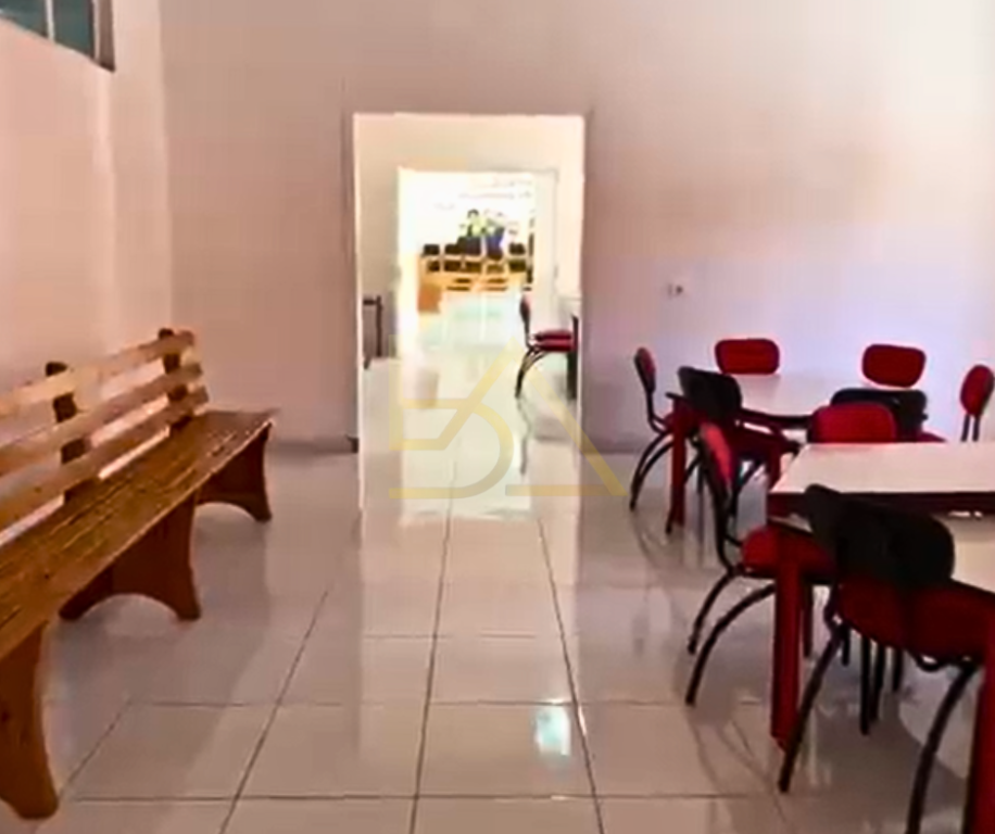 VENDESI MULTIFUNZIONALE IN VENDITA – POGRADEC