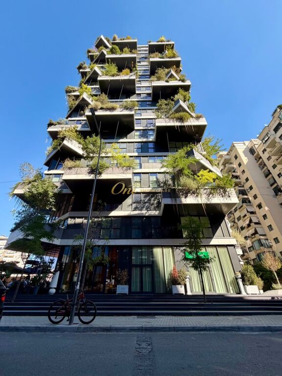 VERTICAL FOREST RESIDENCE ; ZYRE PER QERA 205 M2- AIR ALBANIA