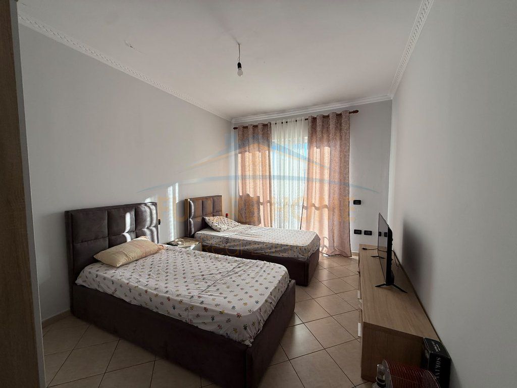 Shitet, Apartament 2+1+2, Unaza e Re PRO73540