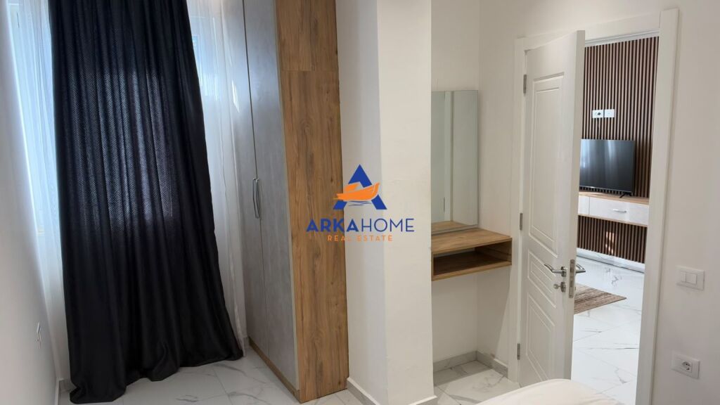 AFFITTASI APPARTAMENTO 1+1+BALCONE "5 MAGGIO" 50.000 LEKE