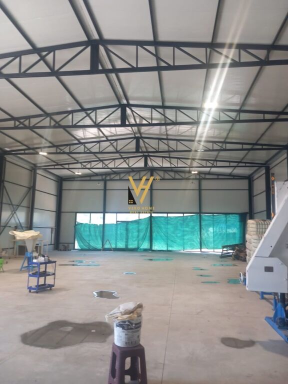 CAPANNONE 450 M2 IN AFFITTO PRESSO AUTOSTRADA DURRES-TIRANA 4.500 EURO