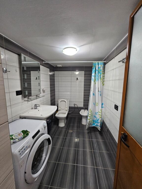 Apartment 2+1 for rent in Astir / Yzberisht