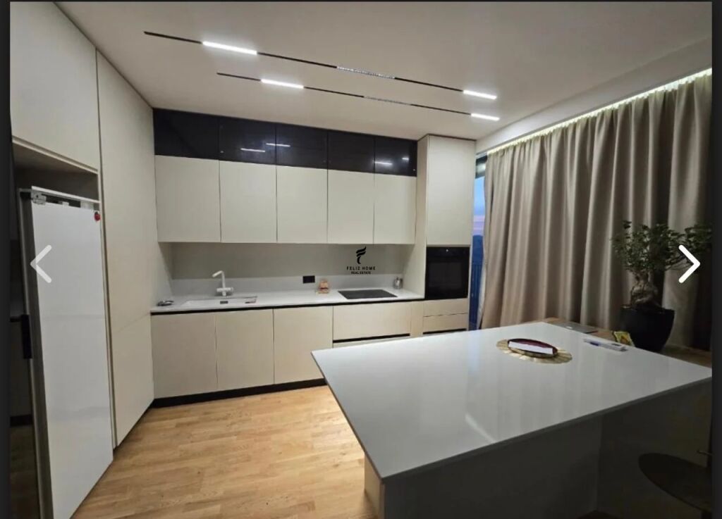 APARTAMENT ME QERA 2+1 RRUGA E KOSOVAREVE 1.800 EURO  FH-95454