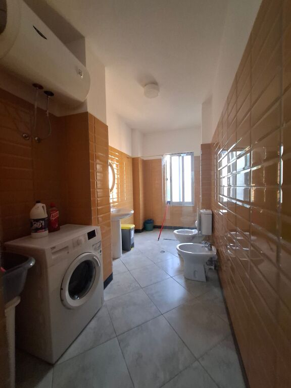 Appartamento 1+1 350Lek/mese - Zona di Fresku (vicino Motel Gaxheri)