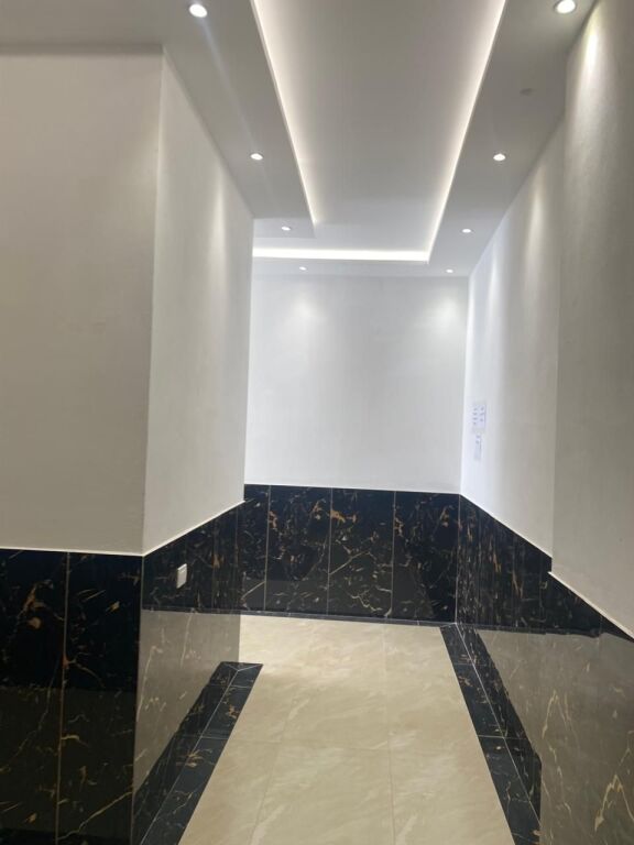 🏡 APARTMENT 2+1 FOR SALE – KAMËZ, NEAR THE MUNICIPALITY  💰 PRICE: 117,687,000 LEKË 💳🔥 POSSIBILITY TO BUY WITH LOAN! 🔥💳