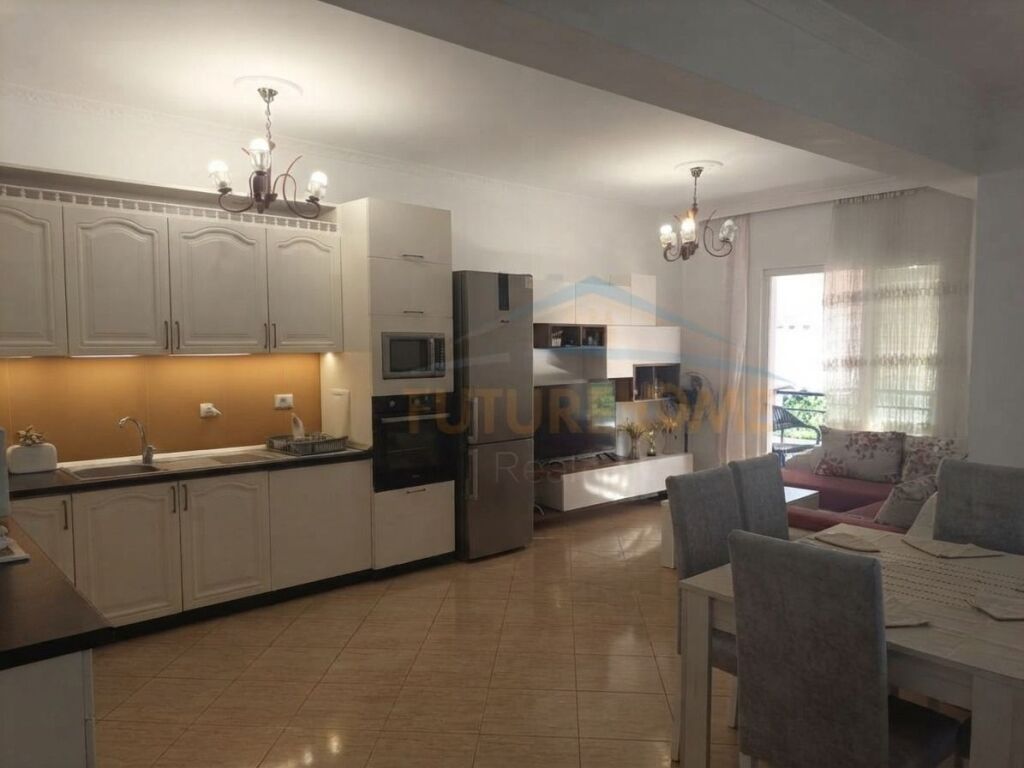 Shitet, Apartament 1+1, Unaza e Re, Tiranë