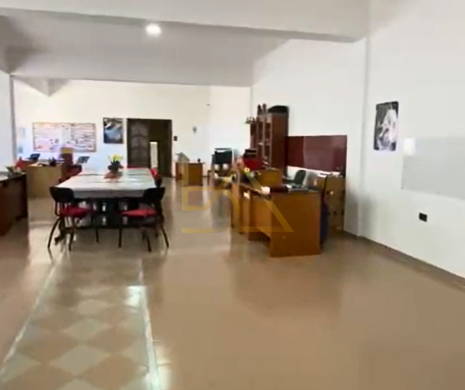 VENDESI MULTIFUNZIONALE IN VENDITA – POGRADEC