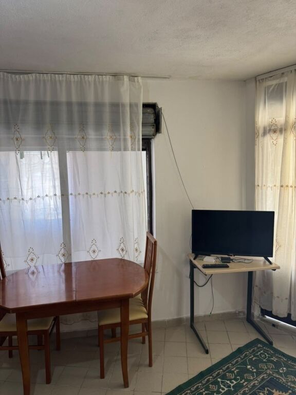 GARSONIERE 22,000 LEKE RRUGA JORDAN MISJA