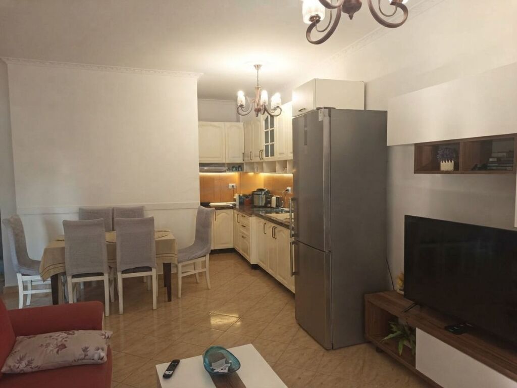 Shitet, Apartament 1+1, Unaza e Re, Tiranë