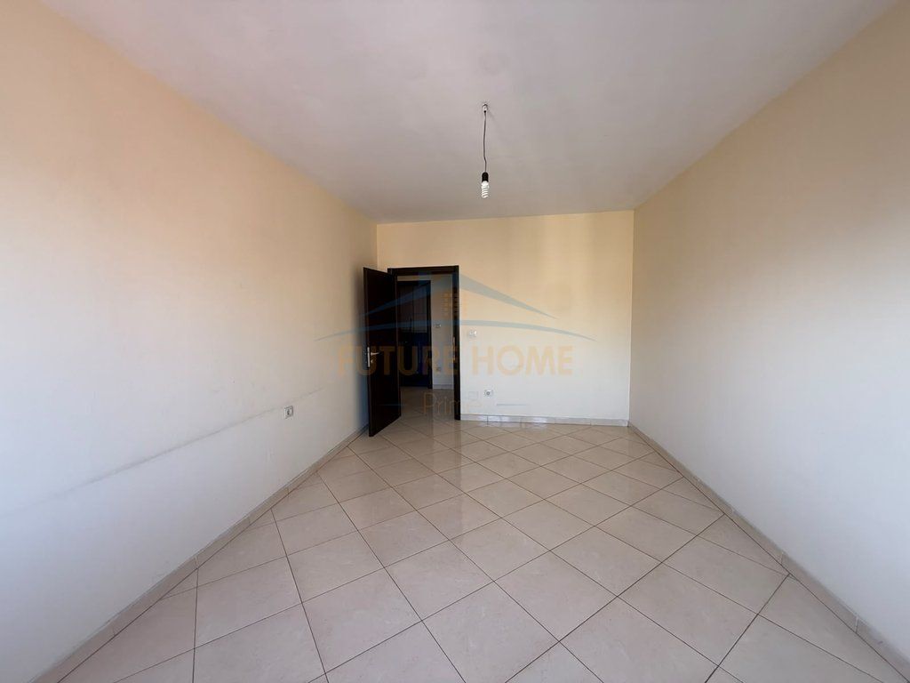 Qera , Apartament 2+1+2 , Unaza e re , Tirane
