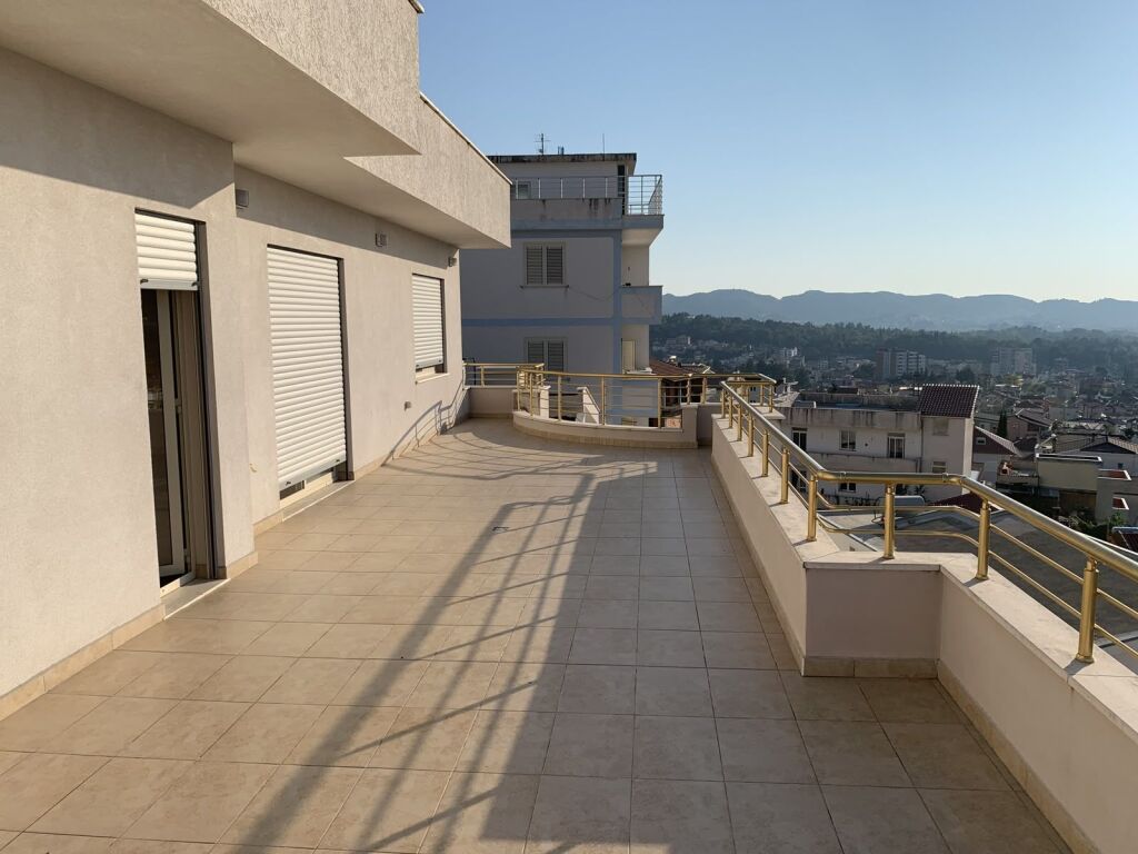# FOR RENT: 2+1+Large Veranda 📍 German Villas - 5 Min. from Elbasan St. (140 m²) | 4th Floor || 55,000 ALL/Month