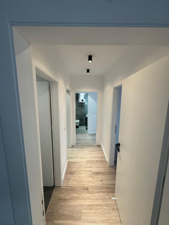 APARTAMENT 2+1 ME QIRA – LAKE VIEW - Pamje nga liqeni !