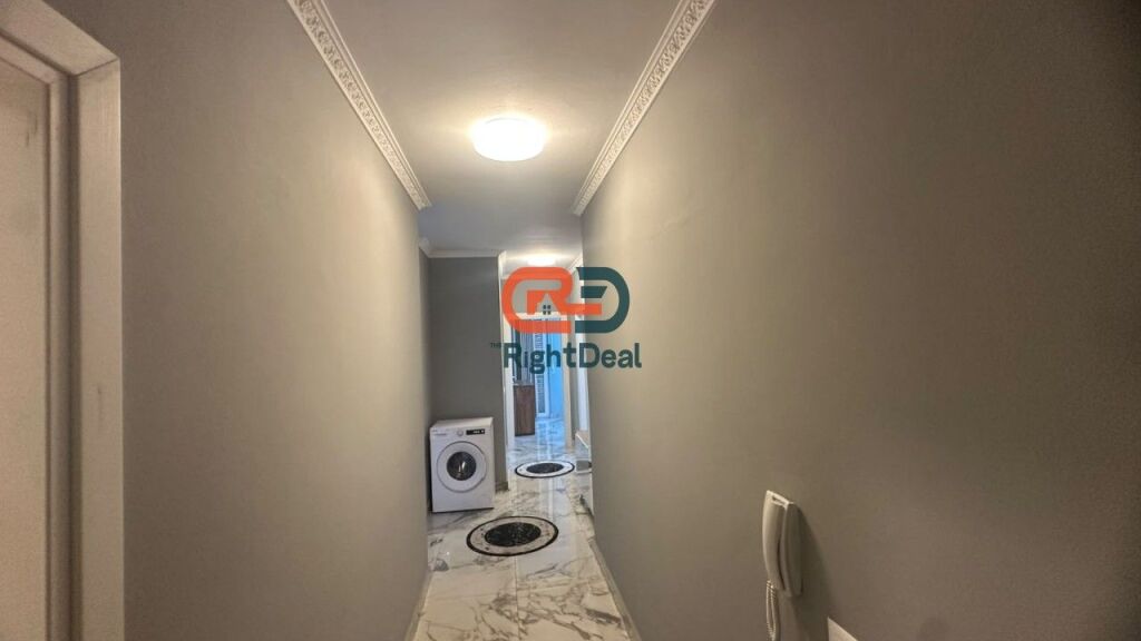 Perballe QSUT, Jepet Me Qira, Super Apartament 2+1, Totalisht I Investuar !!