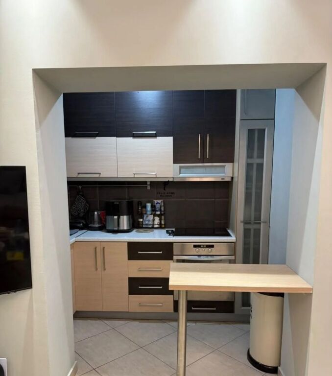 APARTAMENT ME QERA 1+1 VASIL SHANTO 90.000 LEKE FH-95322