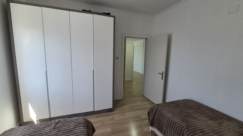 🏠 SHITET APARTAMENT 1+1 – RRUGA BARDHYL